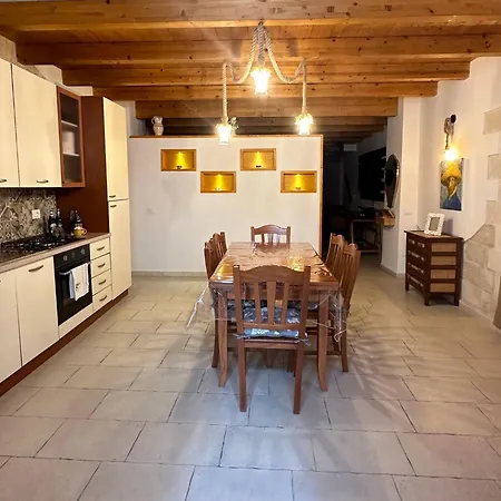Casa Di Nonna Rosa Oda ve Kahvaltı 3*